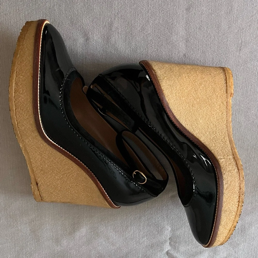 Women’s YVES SAINT LAURENT WEDGE  BLACK PATENT Mules - Picture 13 of 15